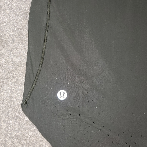 Lululemon Run: Set Free Tankđź’š - Picture 10 of 12